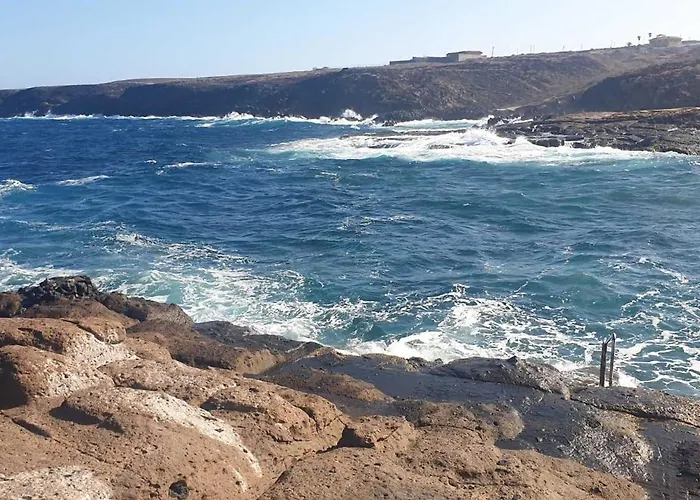 Villa Divela, Ocean View, Private & Heated Pool