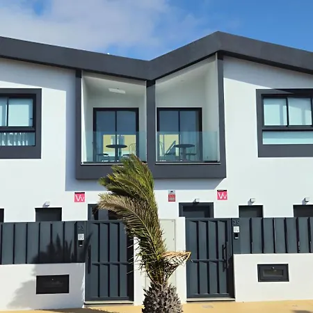 וילה Divela, Ocean View, Private & Heated Pool La Listada