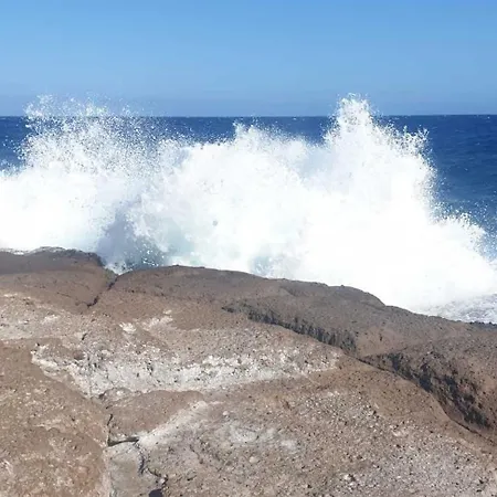 וילה Divela, Ocean View, Private & Heated Pool La Listada